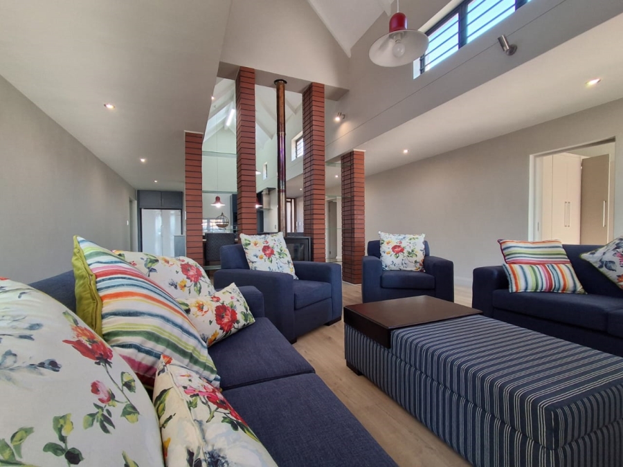 3 Bedroom Property for Sale in Stilbaai Wes Western Cape